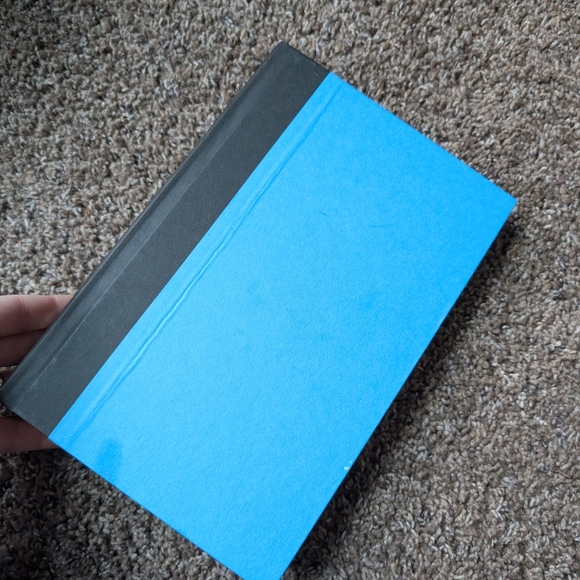 2/$10 Daughters of the Storm Book by Kim Wilkins - Picture 3 of 3